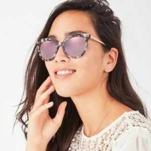 Casey Style Sunglasses NEW!